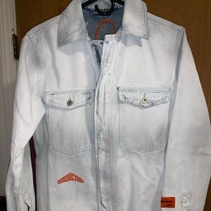 HERON PRESTON
logo patch denim jacket